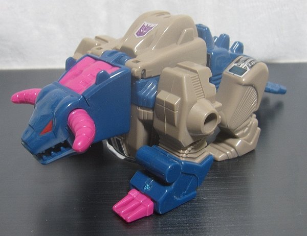 D-302 ヘッドマスターJr 陸上攻撃戦士ブルホーン | green_flour