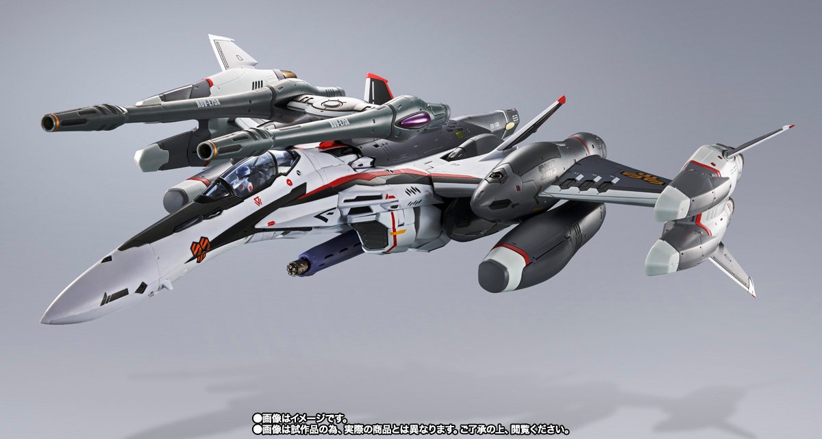 DX超合金 VF-25F トルネードメサイアバルキリー （早乙女アルト機
