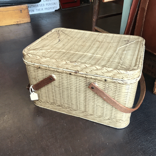 ヴィンテージバスケット柄ティンボックス｜「GENIO ANTICA（ジェニオ