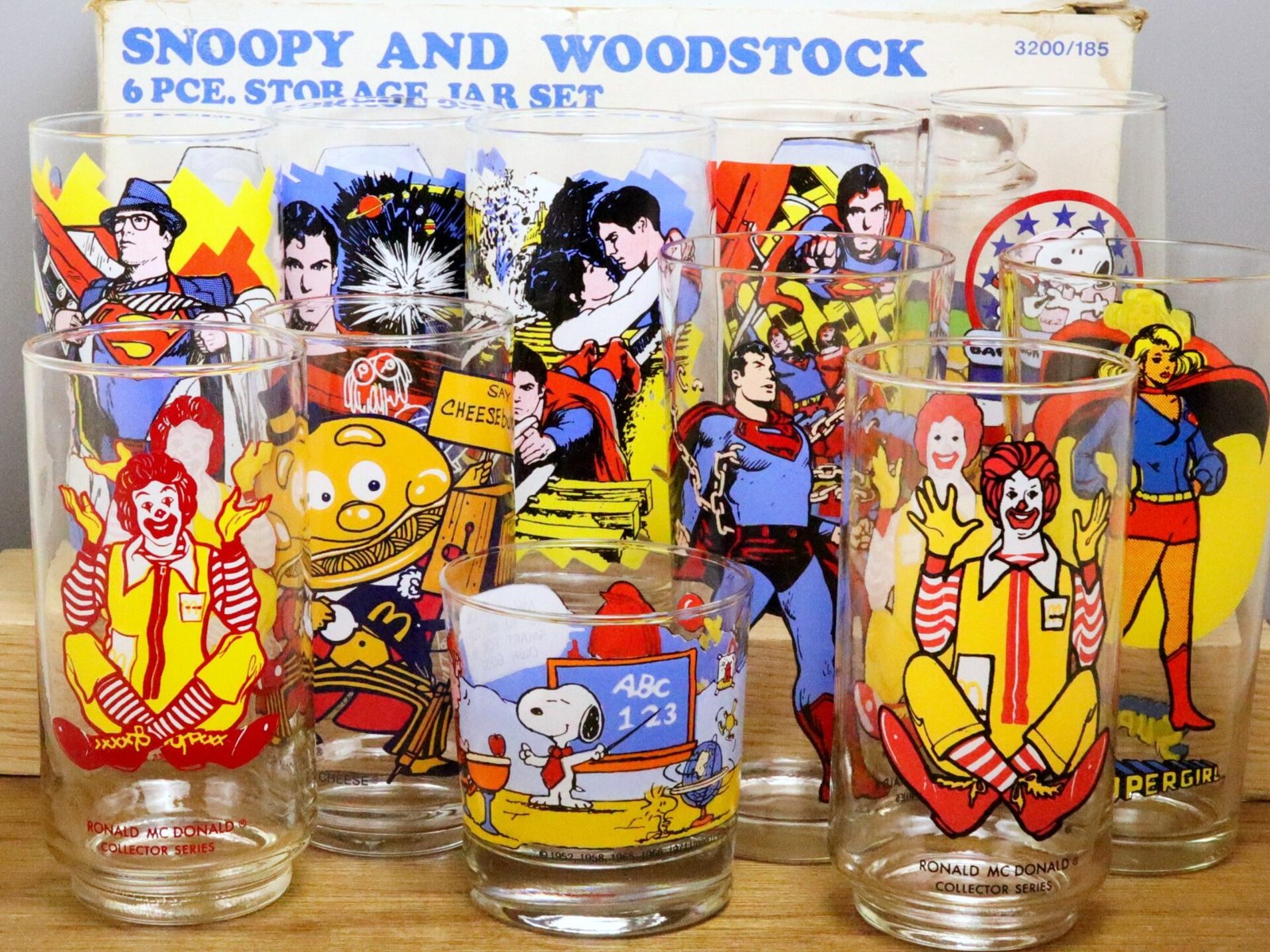 今日はヴィンテージグラスを中心に、オンラインショップにアップしてい