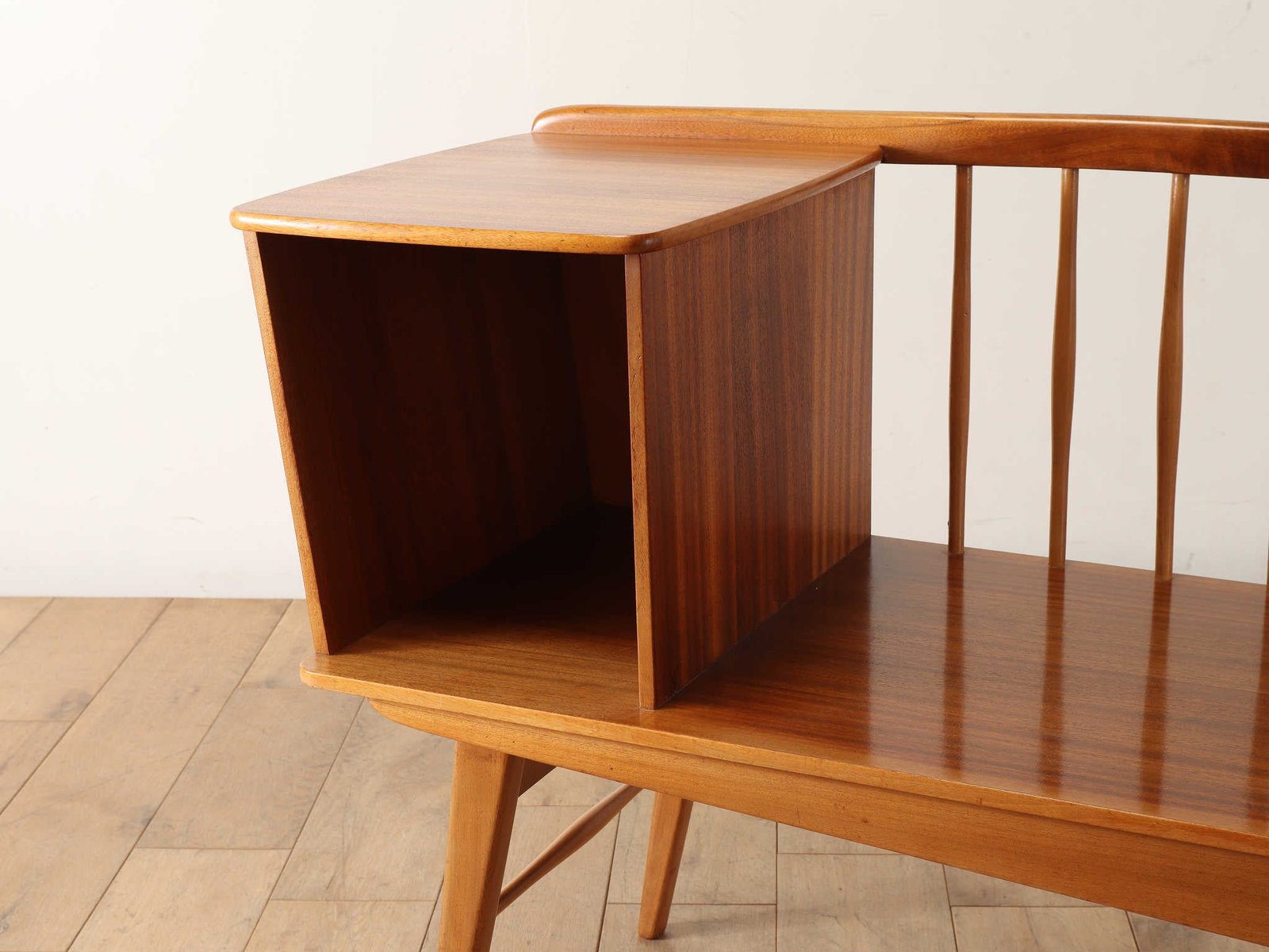 CHIPPY HEATH テレフォンベンチ | ロイズ・アンティークス