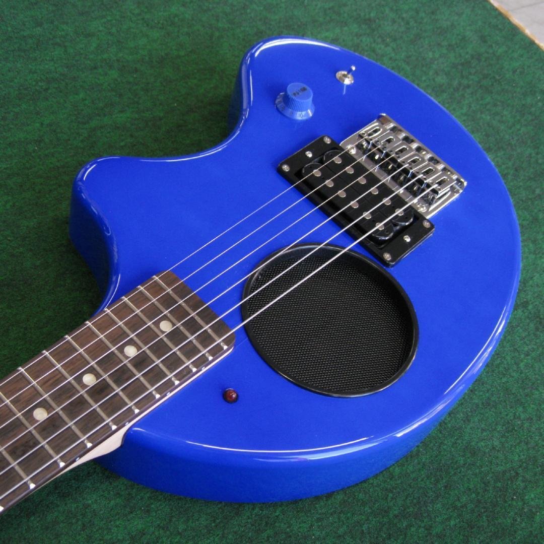 □□殆ど新品未使用状態 ZO-3 ヘッドフォン端子付き！フェルナンデス