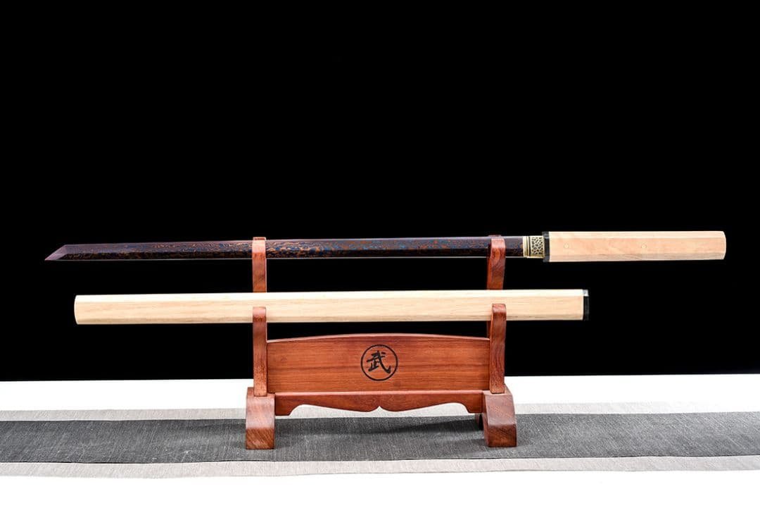 26寸六角八面白楡素装唐刀  武具　刀装具　日本刀　模造刀   居合刀 『嵐切』 楽天市場】模造刀 戦国武将 徳川拵え 葵鍔 コスプレのグッズとしても