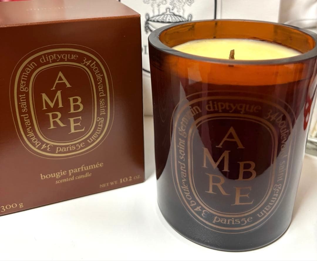 diptyqueミディアムキャンドル　300g AMBRE (アンブル) Ambre (アンブル) - ミディアム キャンドル | Diptyque Paris
