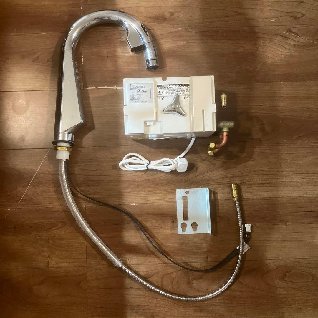 【美品】Panasonic スリムセンサー水栓 Panasonic（パナソニック） スリムセンサー水栓 一般地仕様 受注生産品